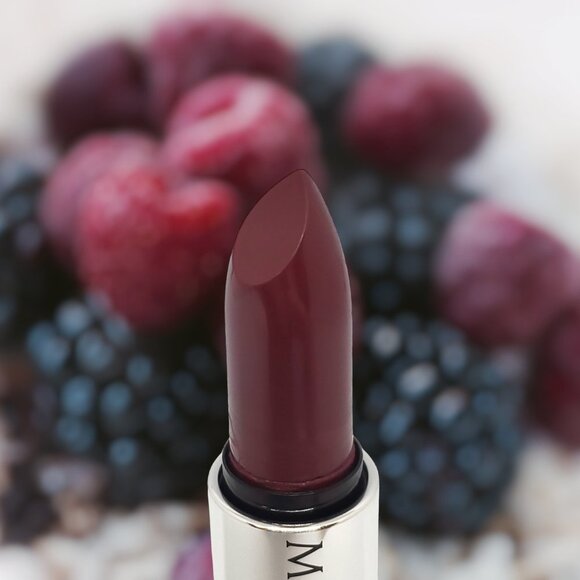Berry Famous - Mary Kay Gel Semi-Matte Lipstick - Picture 5 of 8